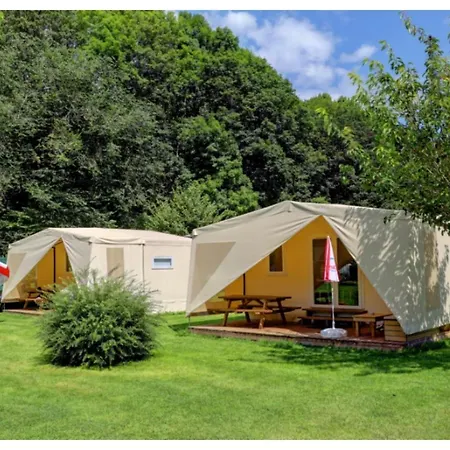 Resort Comfort Tent